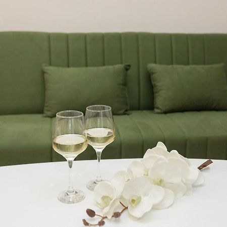 Valery Apartments بيفكوهوري المظهر الخارجي الصورة