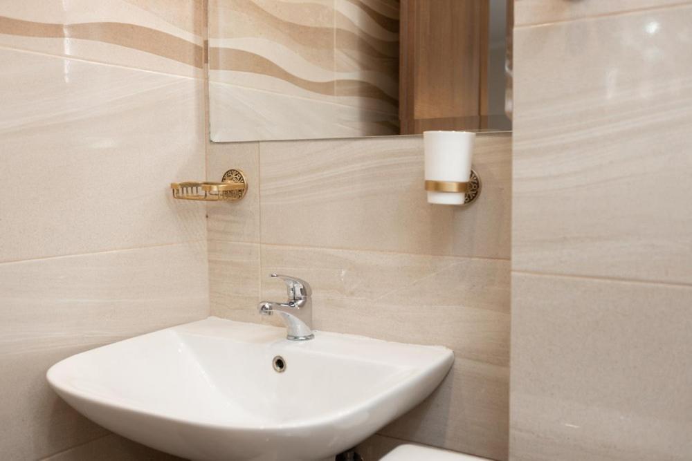 Valery Apartments بيفكوهوري المظهر الخارجي الصورة